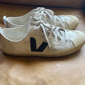Veja sneakers